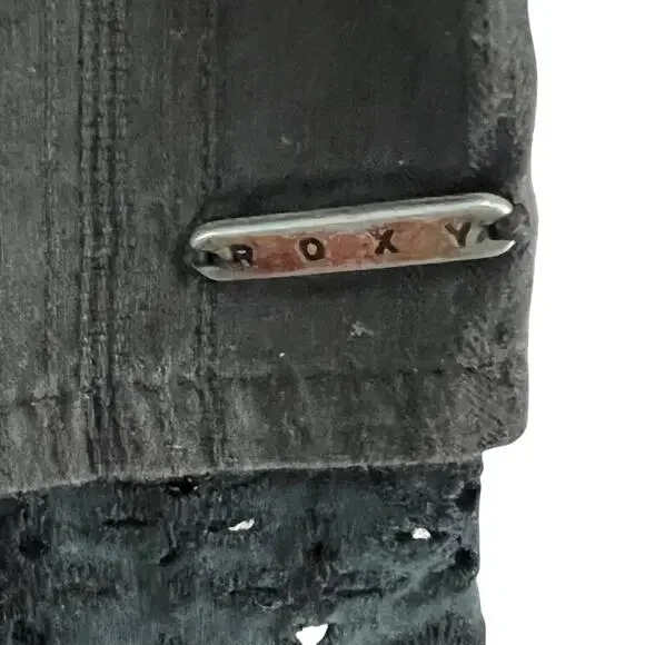 Roxy Y2K Mini Skirt XS Black Smocked Waist Eyelet Hem Pull On Boho Beach Casual - Picture 4 of 11